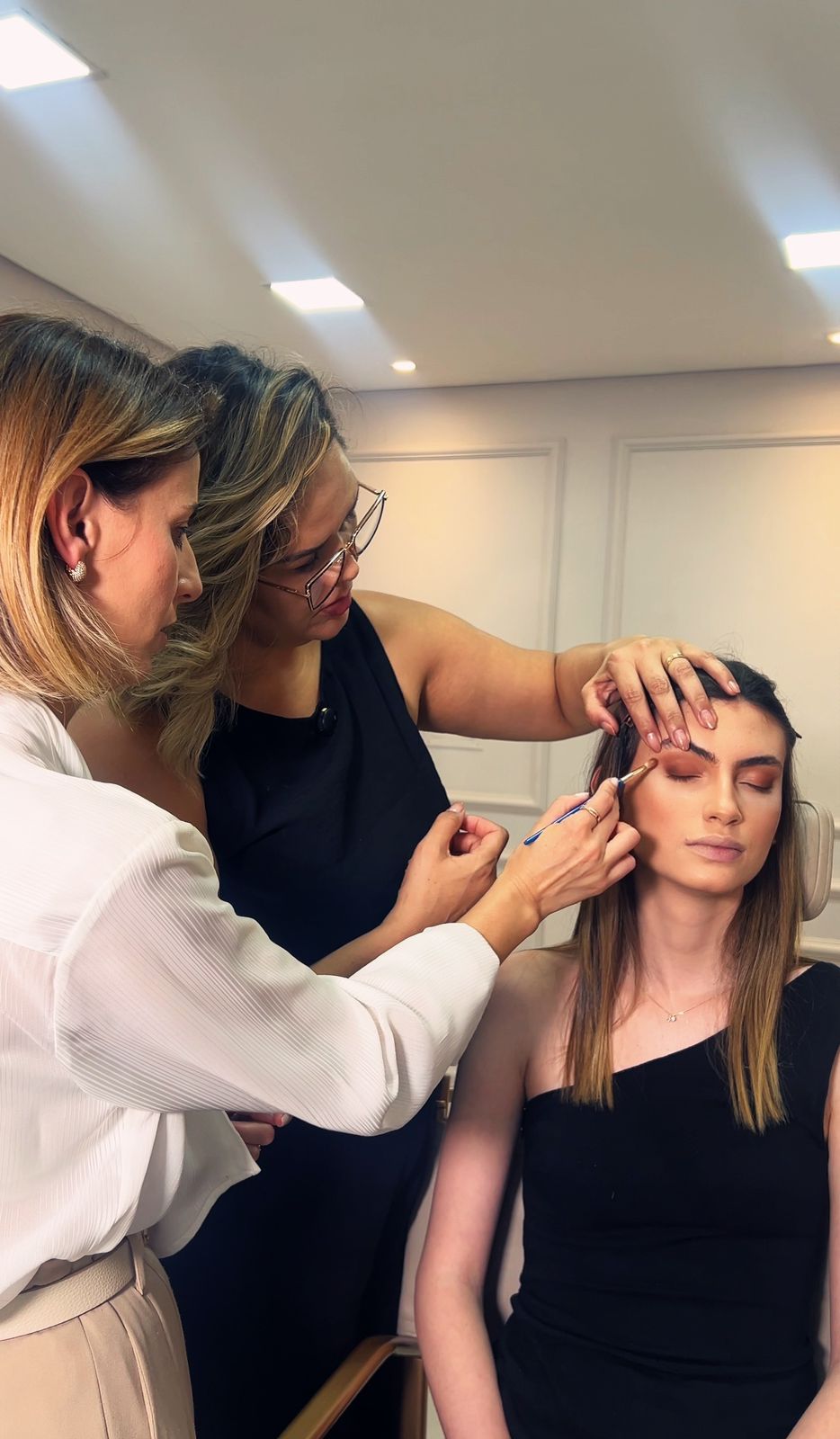 Cursos de Maquiagem Ana Serrano Beauty